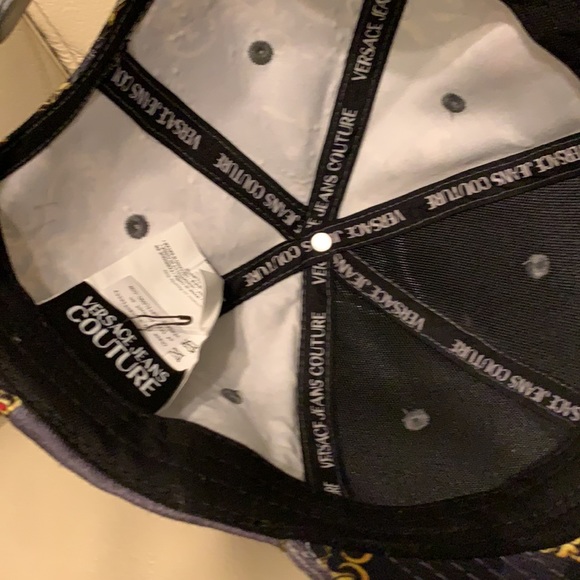 Men’s Versace Baseball Cap - Picture 5 of 5